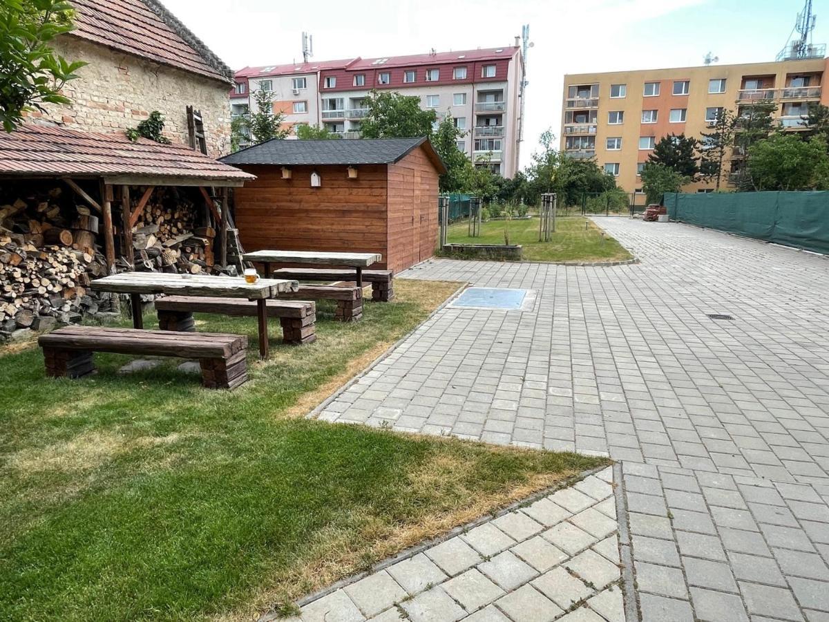 Ubytovanie Dobra Lipa Bratislava Exteriér fotografie
