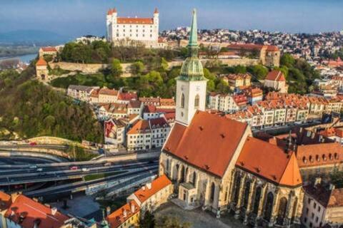 Ubytovanie Dobra Lipa Bratislava Exteriér fotografie
